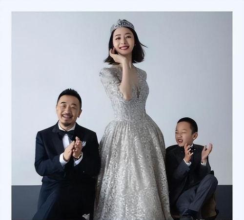 国产 情侣 精,甜蜜时光，共度美好